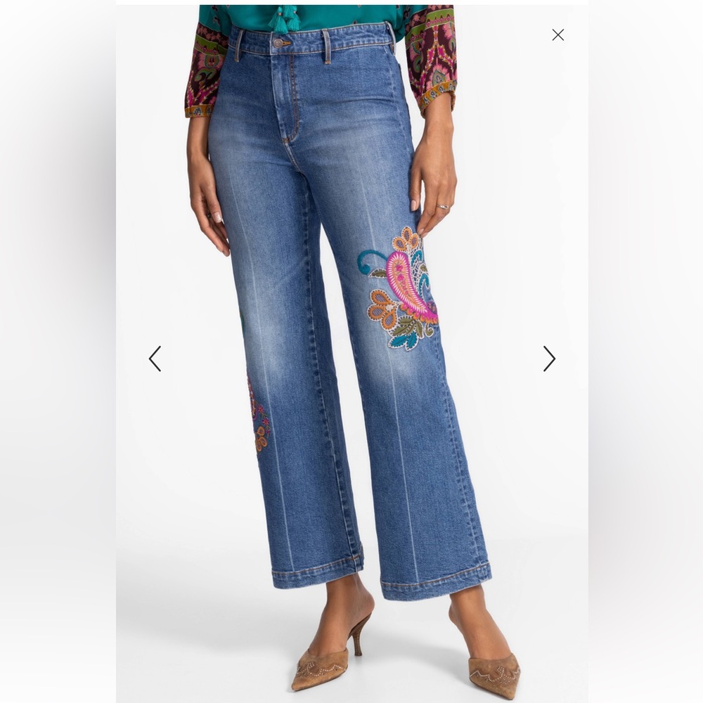 Johnny Was Fabiana Wide Leg Jeans Medium Wash Paisley Embroidery Size 27 NWT